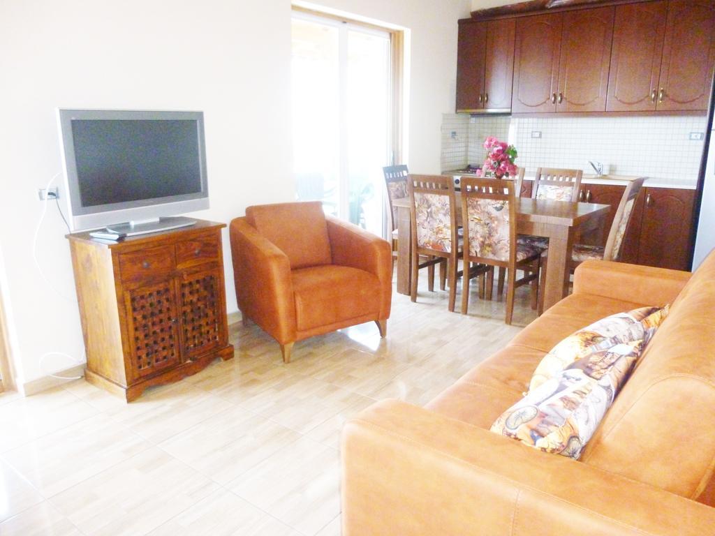 Vila Altini Borş Dış mekan fotoğraf